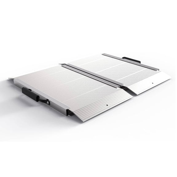 EZ-ACCESS TRAVERSE SINGLEFOLD EDGELESS RAMP 2-FT