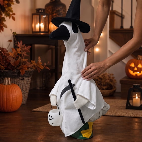 Eagokdc Porch Goose Clothes Yard Goose Statue Halloween Dresses Costume, Garden Goose Garment for Lawn Patio 23" Statue Party Holiday Ornaments
