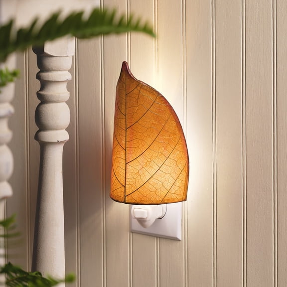 Eangee Leaf Night Light Burgundy
