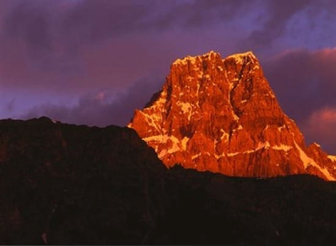 Early Light in Jasper National Park Alberta Canada Canvas Art - Jerry Ginsberg DanitaDelimont (20 x 16)