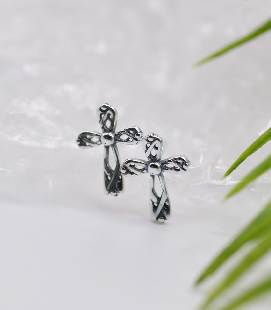 JAMES LAWRENCE COMPANY Earrings-Eden Merry-Stud-Celtic Cross-Silver