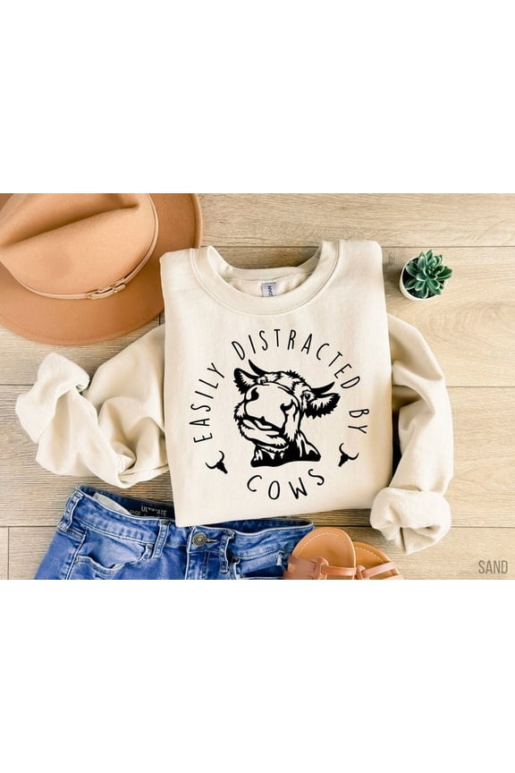Easily Distracted By Cows Sweatshirt, Cute Aesthetic Animal Sweater, Cow Sweater, Farm Love Shirt, Cozy Cow Sweater, Saying All Size S-5Xl