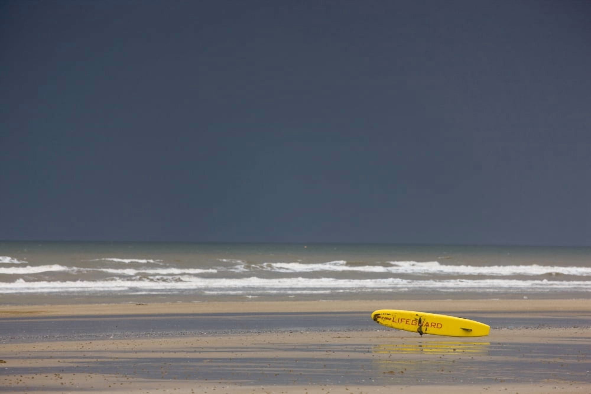 East Riding Yorkshire England Surf Rescue Board Lying On The Foreshore Canvas Art - John Short Design Pics (36 x 24)