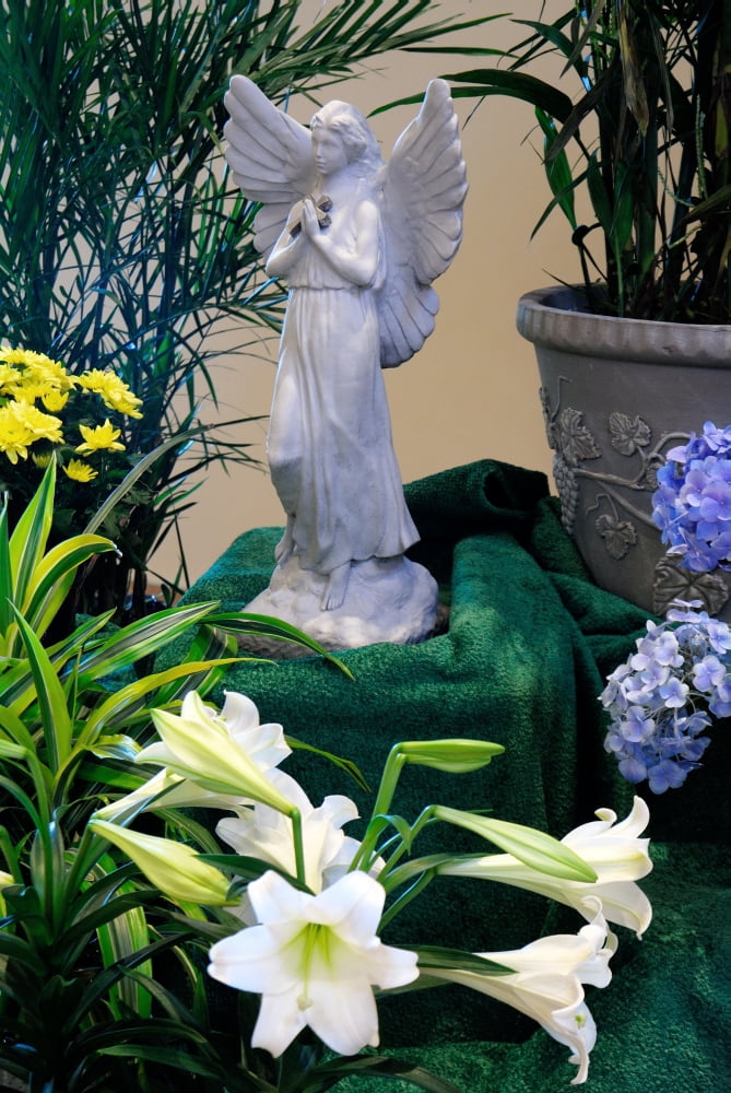 Easter Angel Canvas Art - Doug Ohman (18 x 27)