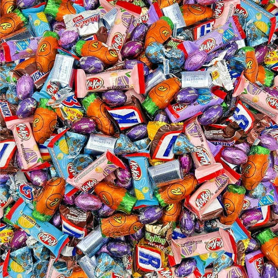 Easter Chocolate Candy Variety Pack - Famous Brands' Chocolate Delights (4 Pound Bag - Approx. 190 Count)