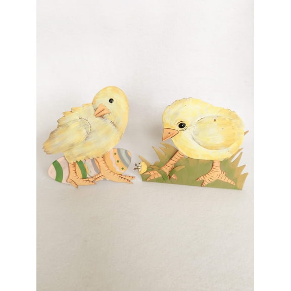 Easter Metal Two Chick Display