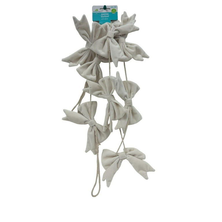 White Easter Garland White Easter Garland