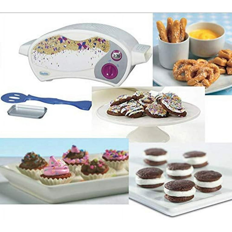 Easy Bake Ultimate Oven Baking Star Series with 3 Extra Packs of Goodies Eb