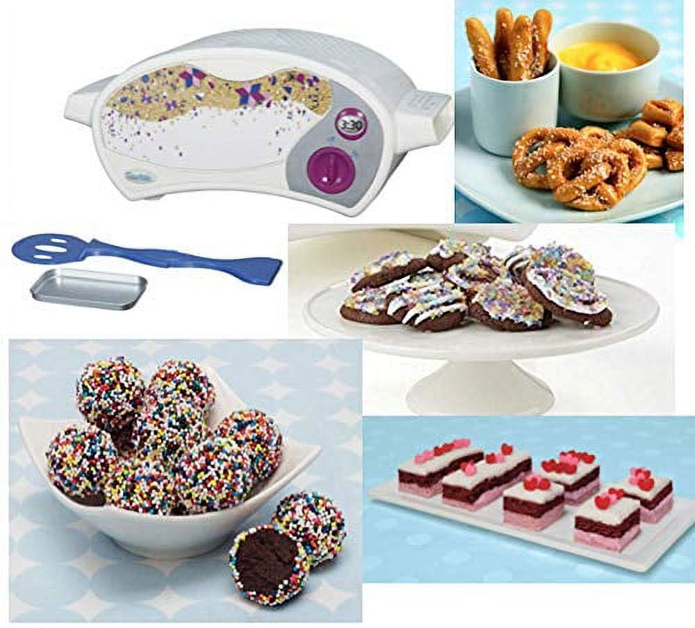 https://i5.walmartimages.com/seo/Easy-Bake-Ultimate-Oven-Toy-Baking-Star-Series-with-3-Extra-Refill-Packs-Including-Sparkle-Cakes-Red-Velvet-Cakes-Pretzels-and-Chocolate-Truffles_4f0d47ae-d63c-485e-9f30-0454bb26c1b0.e4948664d1888230ee6a57c7d5489630.jpeg