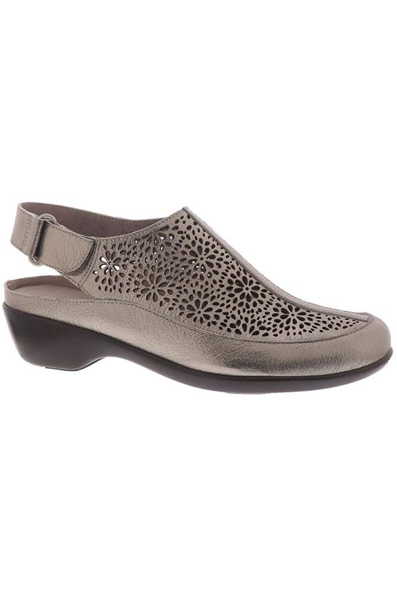 Womens Dawn Clogs 6 Wide Latte