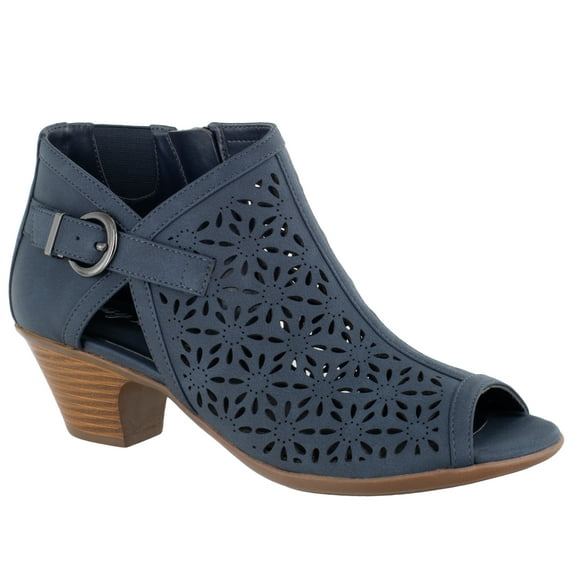 Easy Street Dakota Sandals (Women)