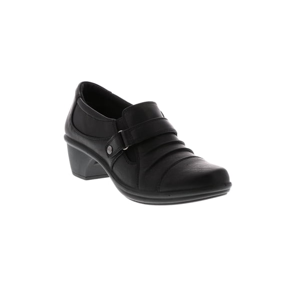 Easy Street Mika Shoe Black in Size 7.5