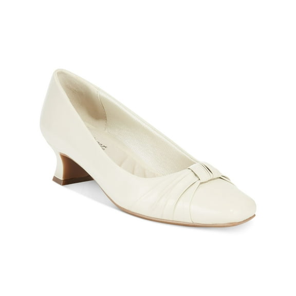 Easy Street Waive Pumps (Women)