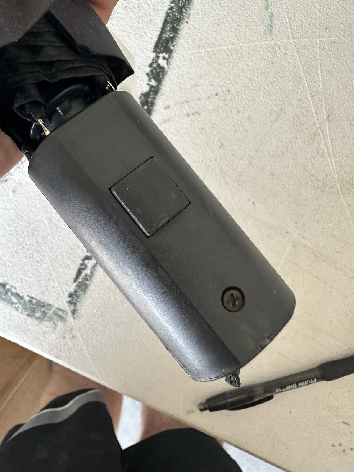 PET KARE Easy Up Black Umbrella 12-18