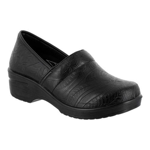 Easy Works by Easy Street Lyndee Women's Slip Resistant Clog Work Shoe