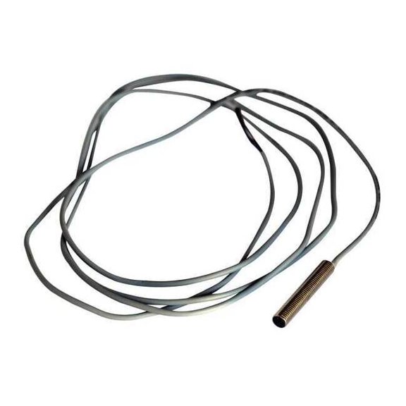 Eaton Proximity Sensor, Inductive, 1mm, PNP, NO E57-08GS01-G