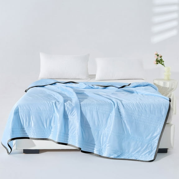 EazyTech Lightweight Summer Quilt, Polyester Air Conditioning Comforter, Water Washable, Super Soft, Seamless Design,59"x39" All-Season Bedding