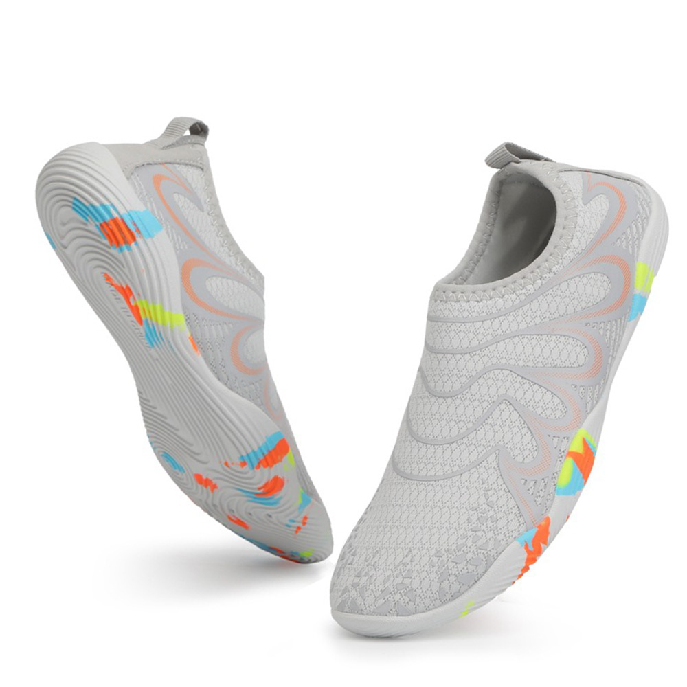 extra wide mens water shoes