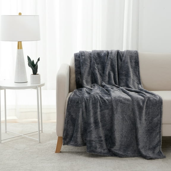 EcoThread™ Plush Heathered Soft Oversized Throw Blanket, Gray