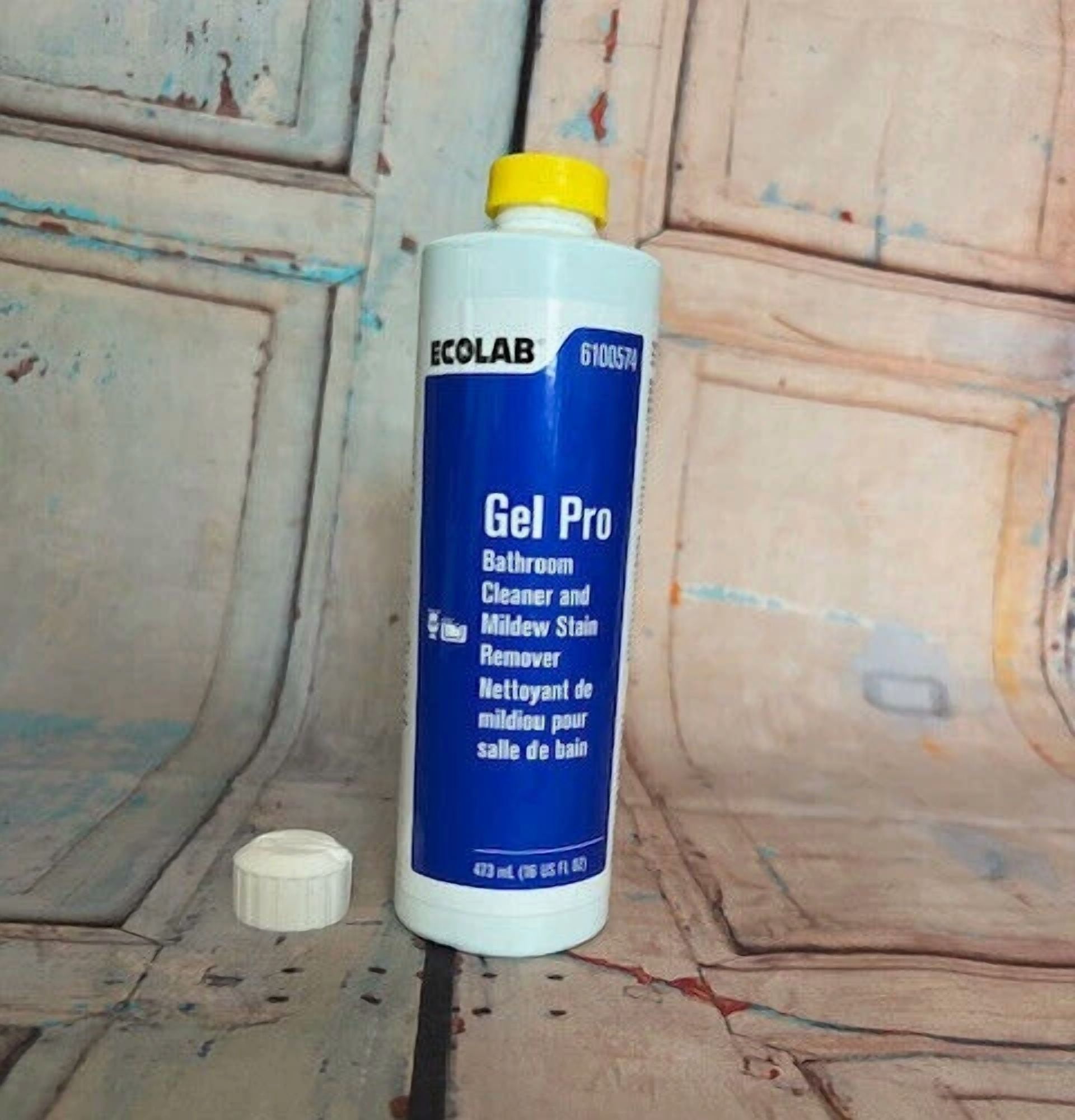 Ecolab Gel Pro Bathroom Cleaner Mildew Stain Remover 16Oz