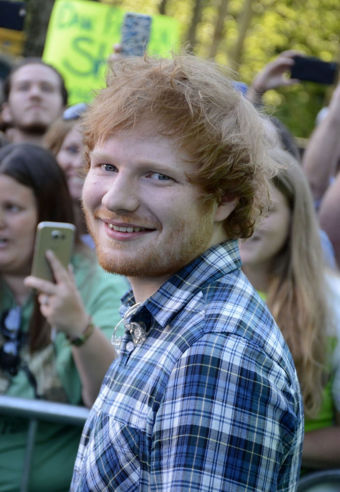 Ed Sheeran On Stage For AbcS Good Morning America (Gma) Fun In The Sun Summer Concert Series With Ed Sheeran Canvas Art - (16 x 20)