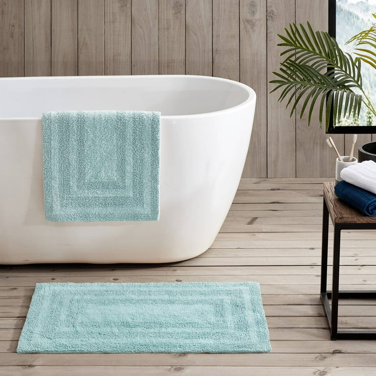 Blue Puffin Bath Bath Mat