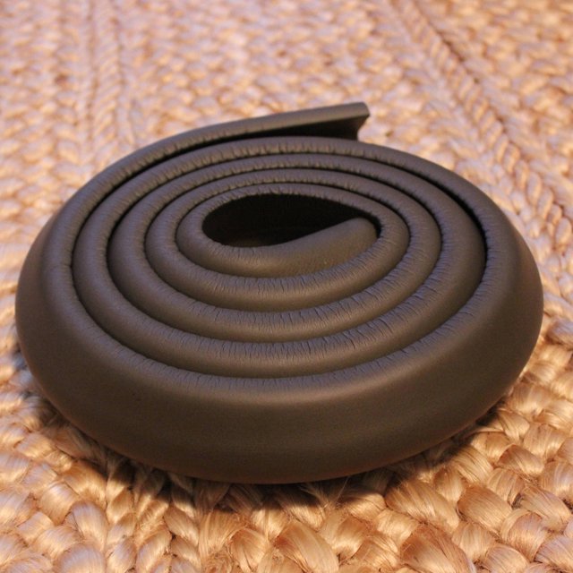 Edge Cushion, 10' Roll, Ivory