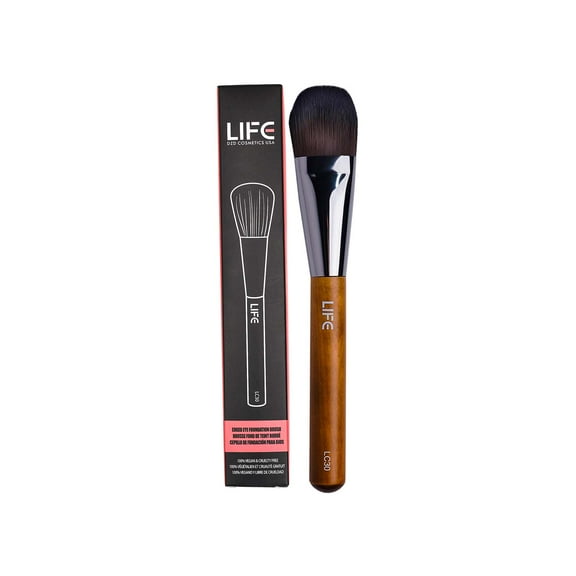 Edged Eye Foundation Brush