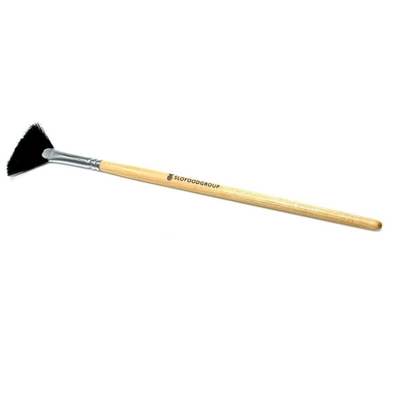 Edible Gold & Silver Leaf Application Fan Brush - Size 2