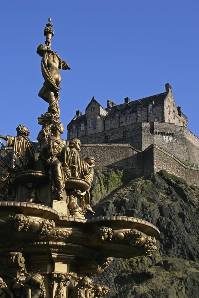 Edinburgh Castle And The Ross Fountain As Seen From Princes Street Gardens Canvas Art - Mark Thomas Design Pics (12 x 19)