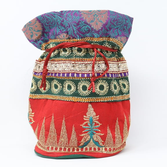 Edl Embroidered Pouch (Green Bottom) / New