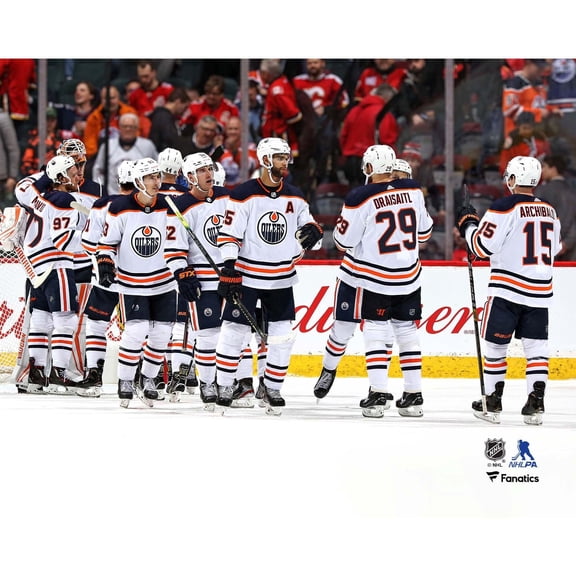Edmonton Oilers Unsigned 2019-20 Team Celebration Photo