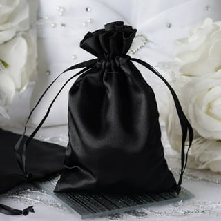 Béis 'The Gift Bag' in Black - Gift Wrapping for Béis Bags, Accessories, Weekenders, Luggage & Suitcases.