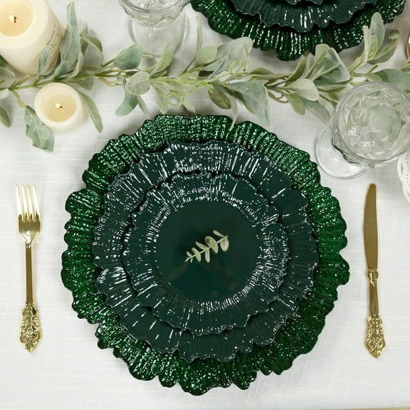 Efavormart 20-Pack Hunter Green Reef Design Plastic Plates – 10" Dinner Party Plates – Elegant Disposable Tableware