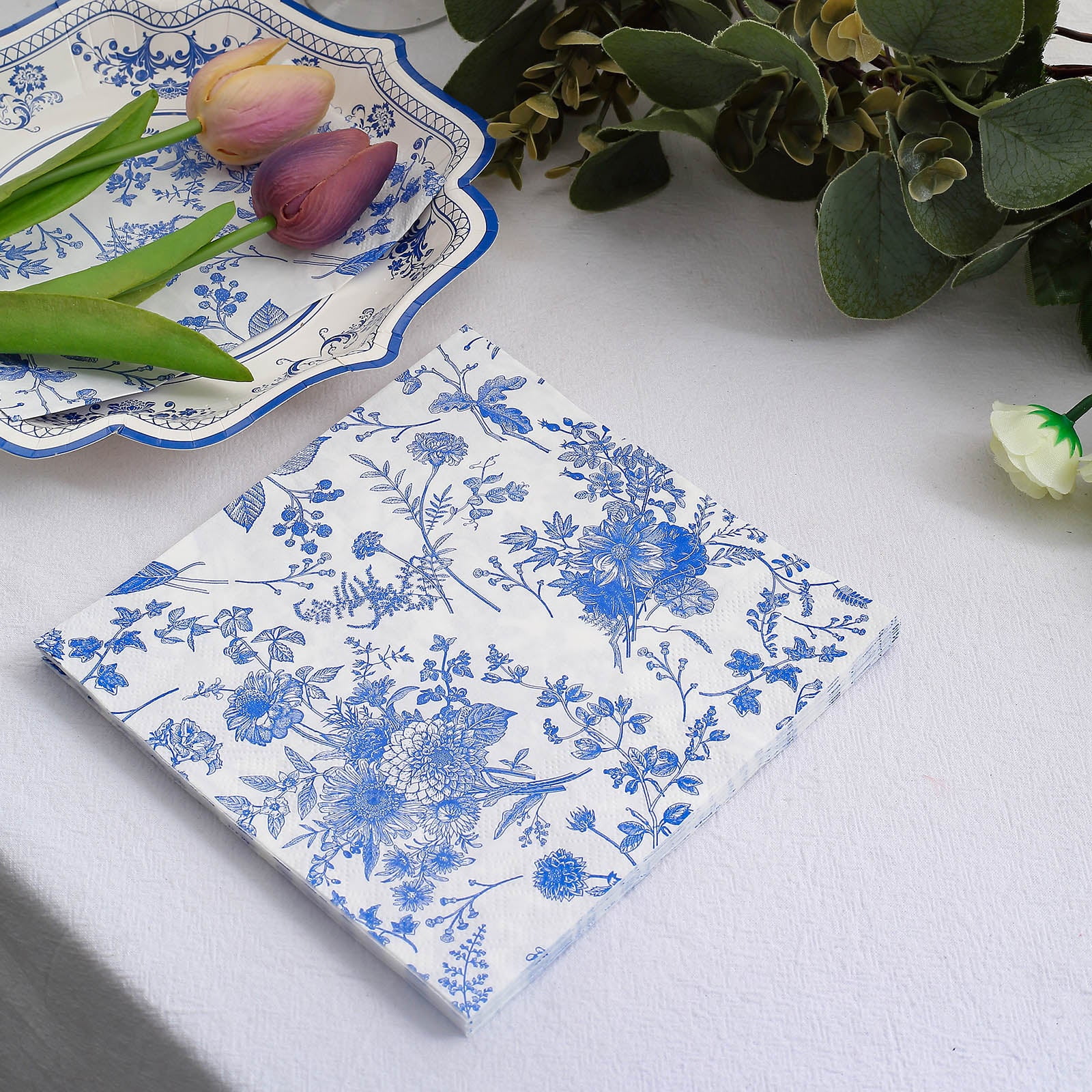 Efavormart 20 Pack - White, Blue Chinoiserie Floral 2-Ply Paper Napkins ...