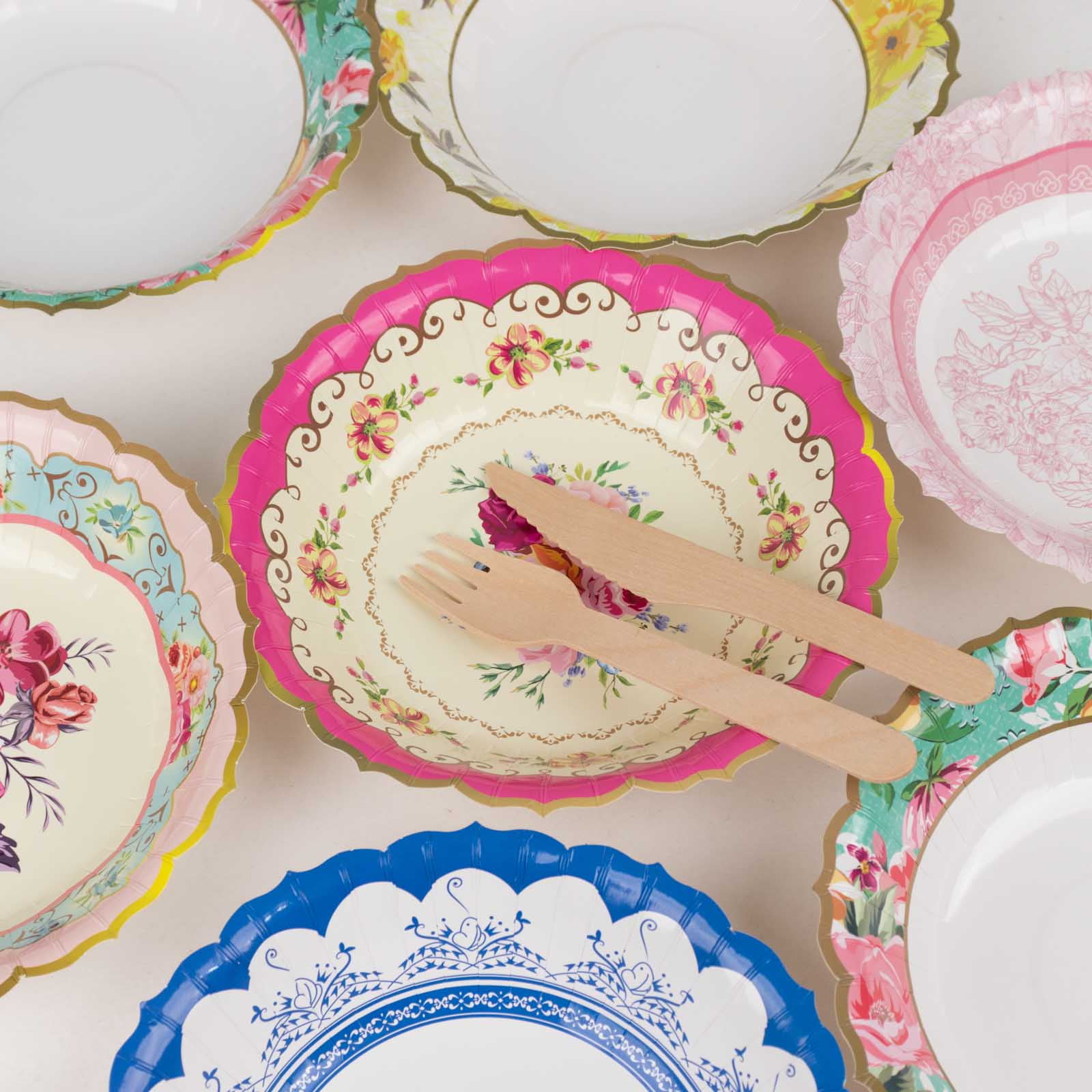 Efavormart 24 Pack Vintage Mixed Floral Dessert Salad Paper Bowls With Scalloped Edge, 7" Round ...