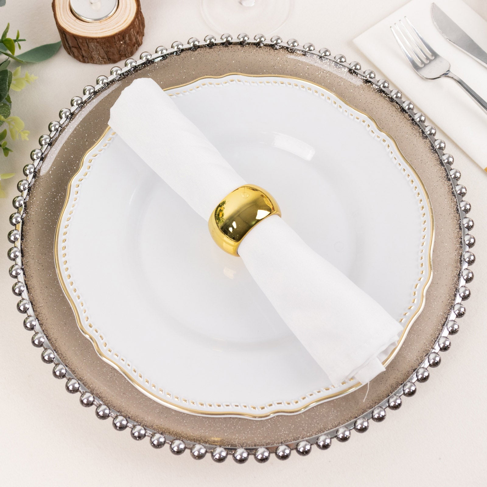 Efavormart 4 PCS Wholesale Gold Acrylic Napkin Rings for Place Settings