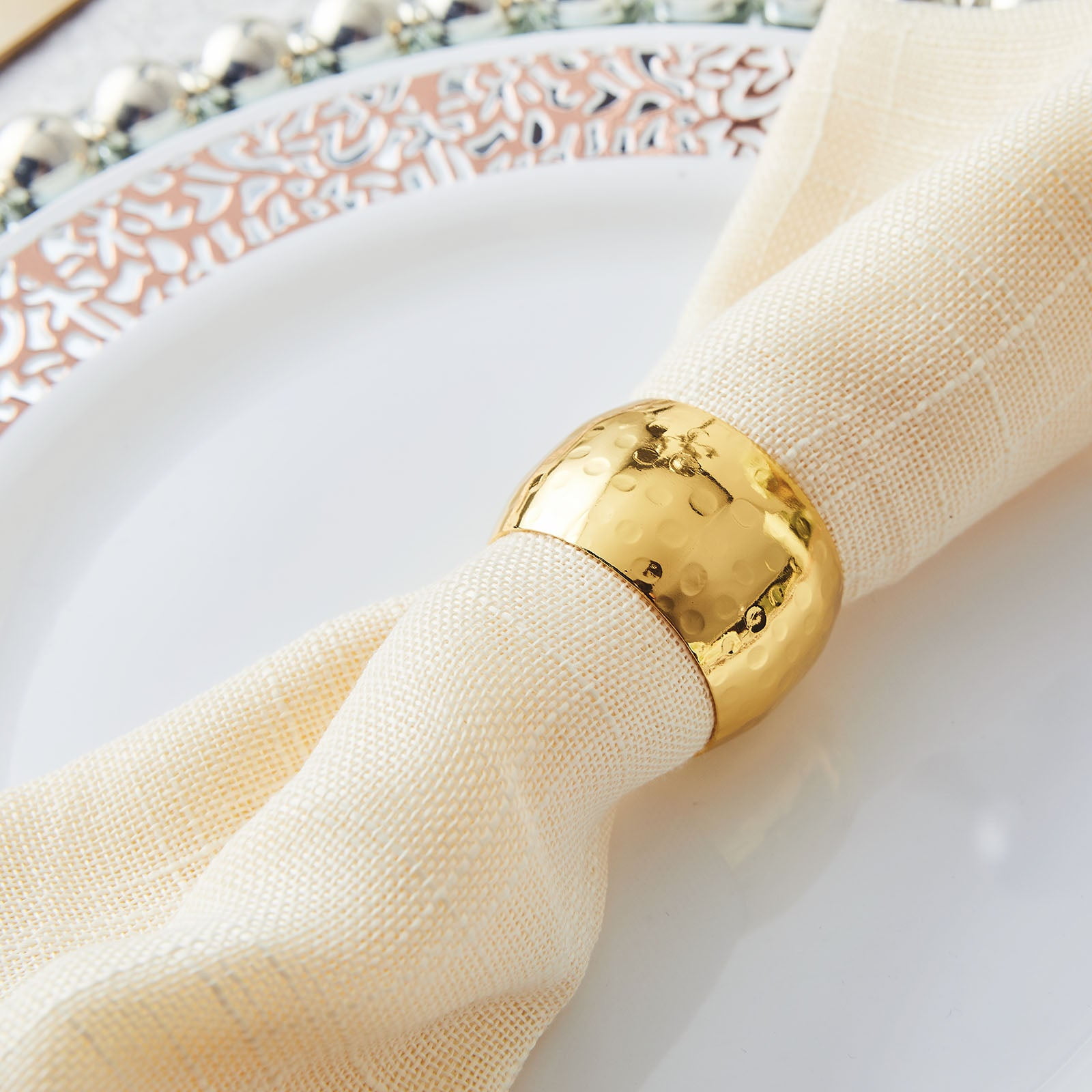Efavormart 4 Pack Metallic Gold Hammered Napkin Rings for Wedding Party