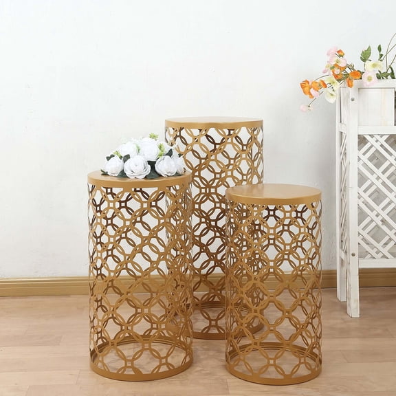 Efavormart Set of 3 Gold Metal Cylinder Plinth Pedestal Stands, Round Mesh Pillar Cake Display Stand in Hollow Overlapping Circles Pattern - 24",32",40"
