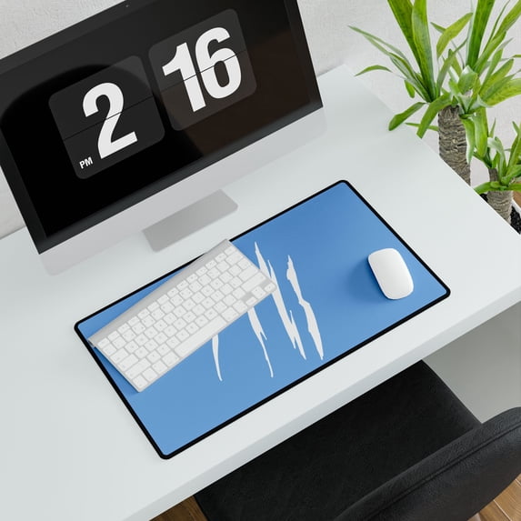 Effete Feline Claw Marks Scratch Desk Mats