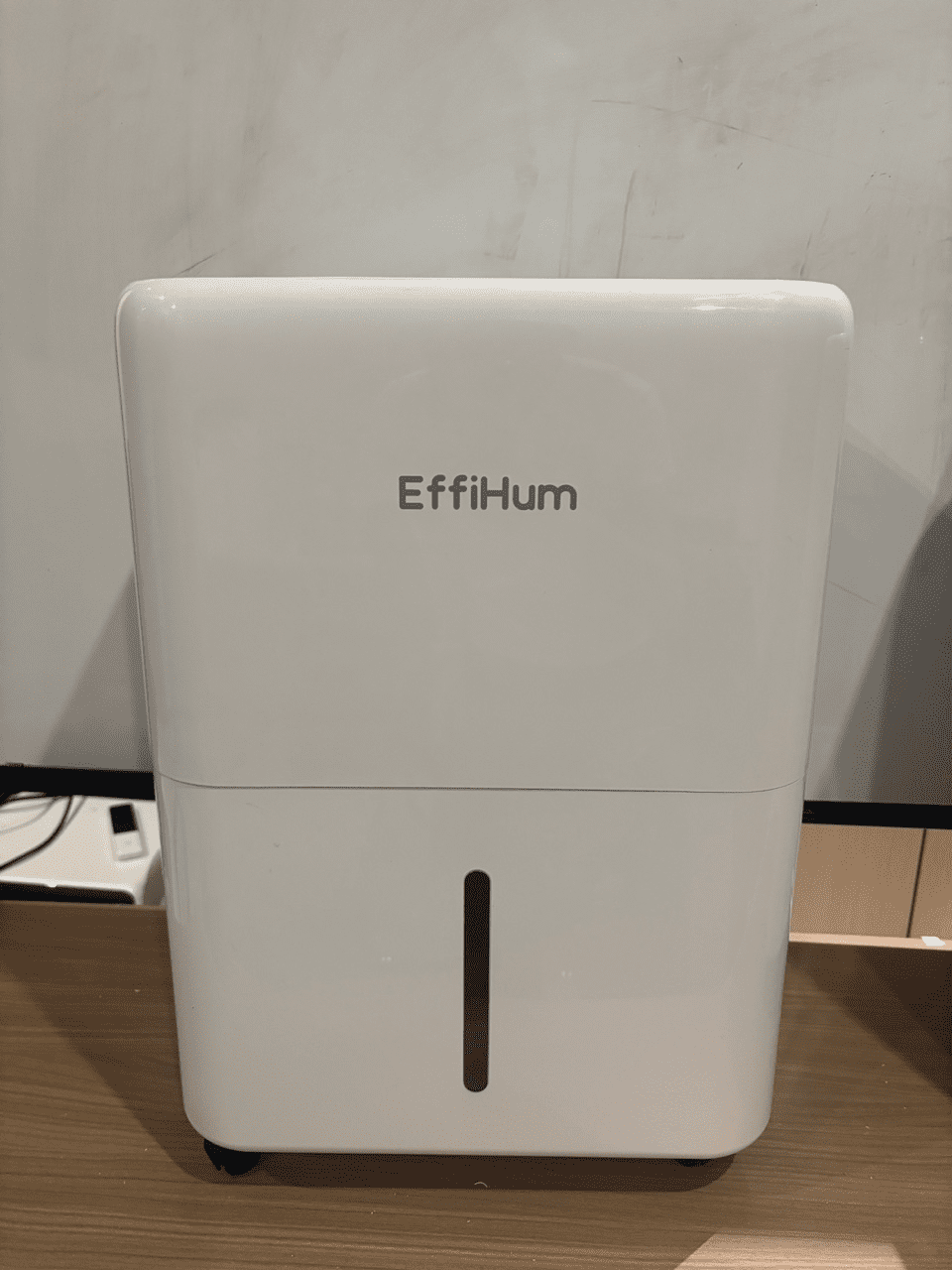 Effihum Dehumidifier for Large Room, Home, Basements, Smart Humidity Control, Dry Clothes, Smart Technology