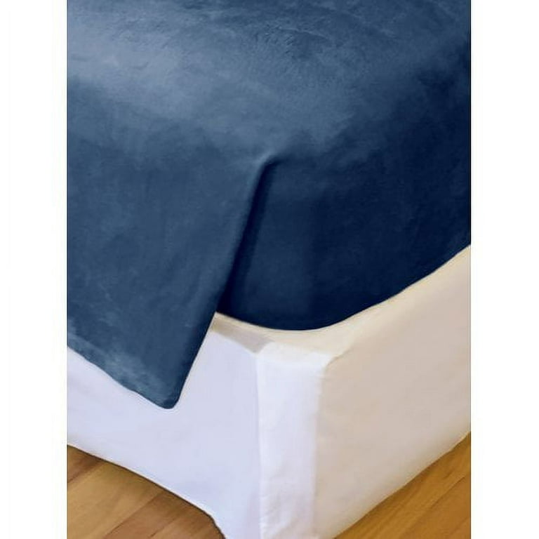 Effortless Bedding Oversized Patented Semi Fitted Plush Bed Blanket