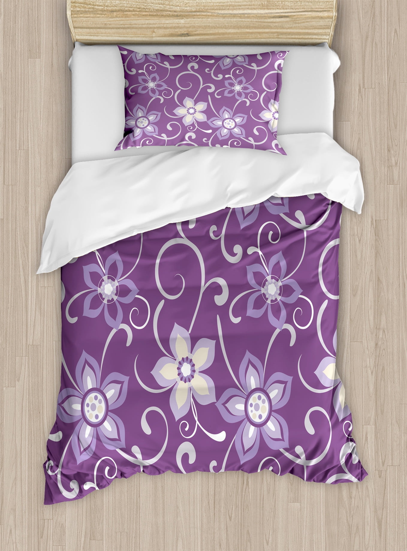 Eggplant Duvet Cover Set, Lilacs with Leaves Sticking out of Them in