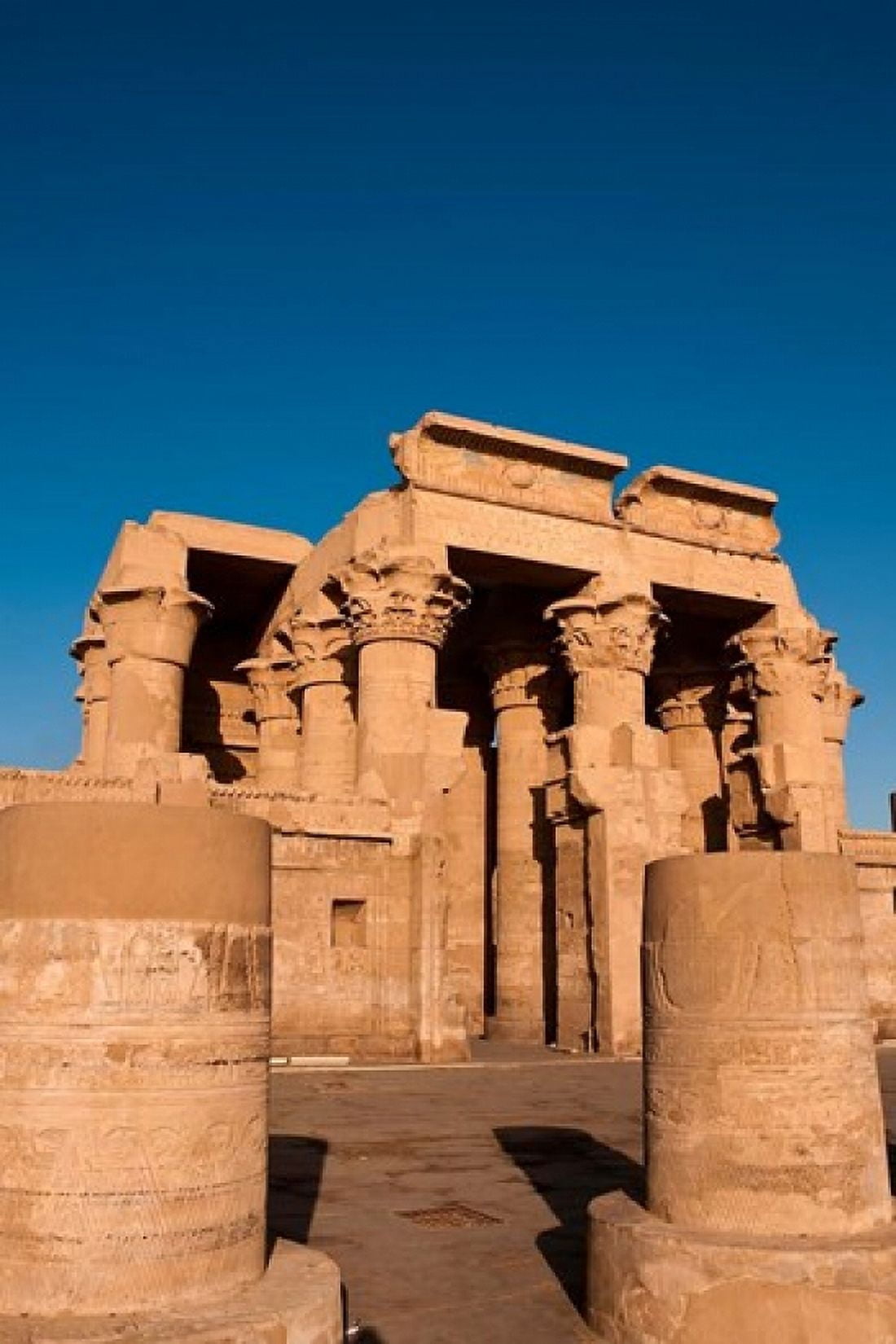 Egypt Kom Ombo Temple of Kom Ombo Canvas Art - Michael DeFreitas DanitaDelimont (19 x 28)