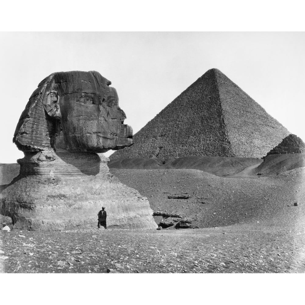 Egypt Sphinx And Pyramid. Na View Of The Great Sphinx At Giza Egypt ...