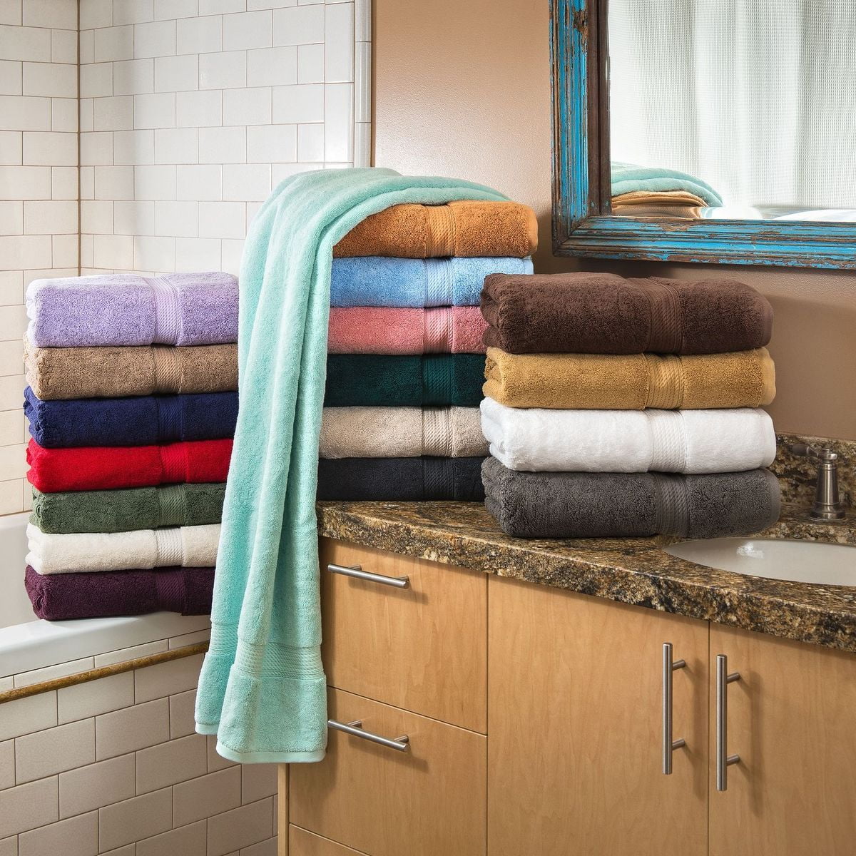 Egyptian Cotton 900 GSM Hotel Quality 4-Piece Hand Towel Set Plum