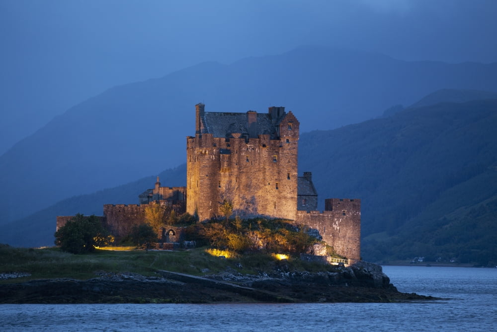 Eilean Donan Castle Dornie Highlands Scotland Canvas Art - Carl Bruemmer Design Pics (19 x 12)