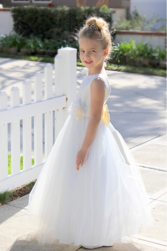 Ivory V-Back Lace Edge Formal Flower Girl Dress Pretty Princess Gown for Toddlers Photoshoot Birthday Party 183T 12