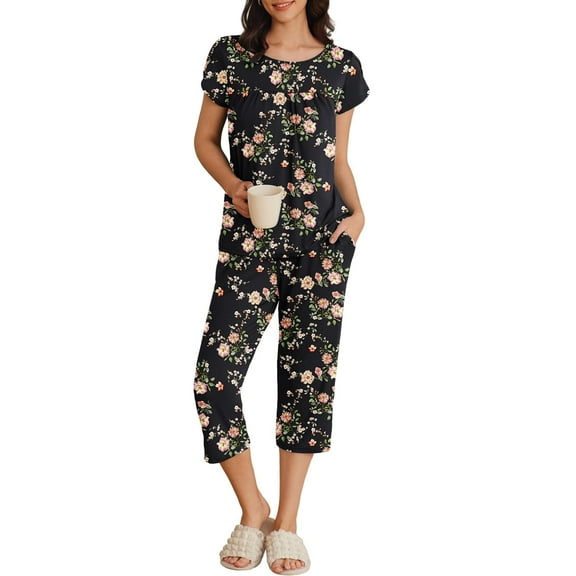 Ekouaer Womens Pajama Set Short Sleeve Sleepwear Pleated Floral Pjs Set Capri Pants Lounge Sets with Pockets
