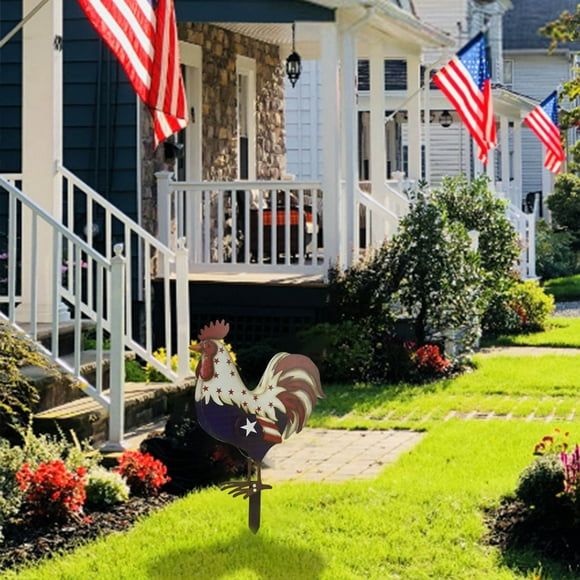 Elainilye Patriotic Rooster Figurine Metal Yard Statue, Handcrafted Farmhouse Porch Ornament, Decorative Accent Piece for Garden Display, Patriotic Celebrations, Outdoor Spaces